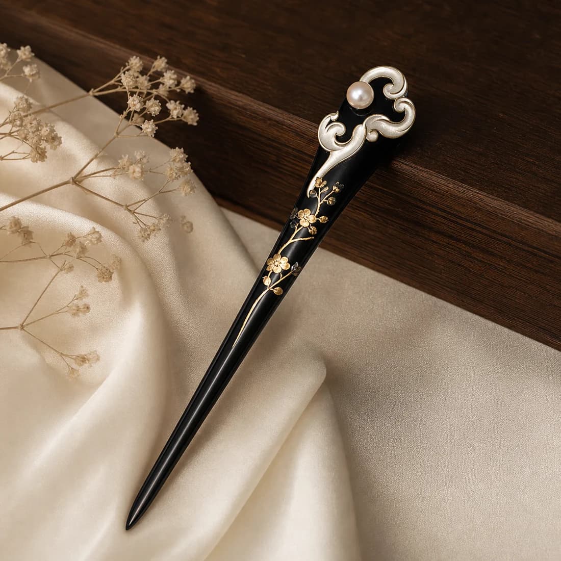 How Custom Hairpin Orders Are Handled